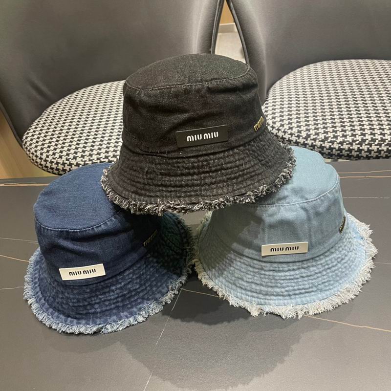 Miumiu hat 051701